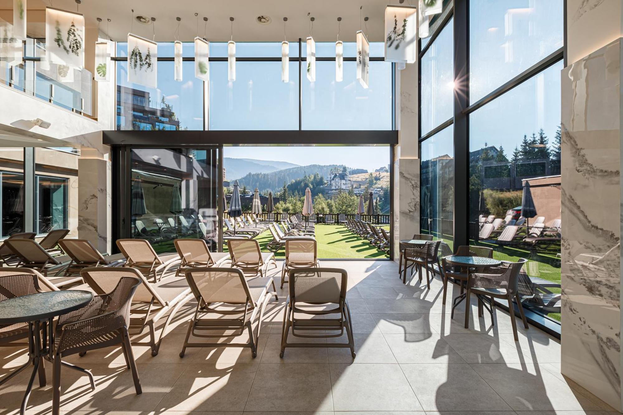 Tavel Hotel & Spa Bukovel Exterior photo