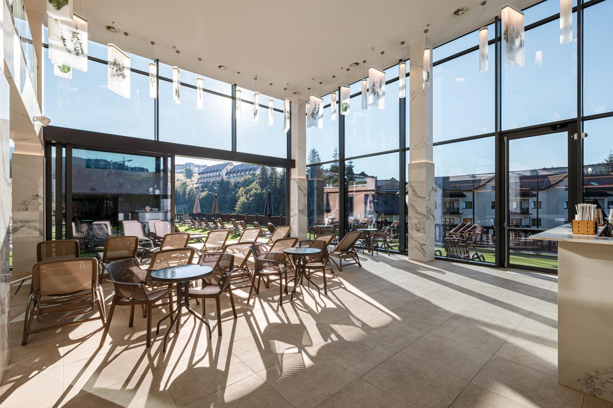 Tavel Hotel & Spa Bukovel Exterior photo